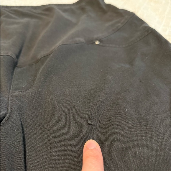 2 Pairs of Time and Tru Maternity Leggings, Size Large - Picture 9 of 14